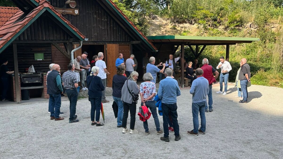 Roter Grill in Leopolstal